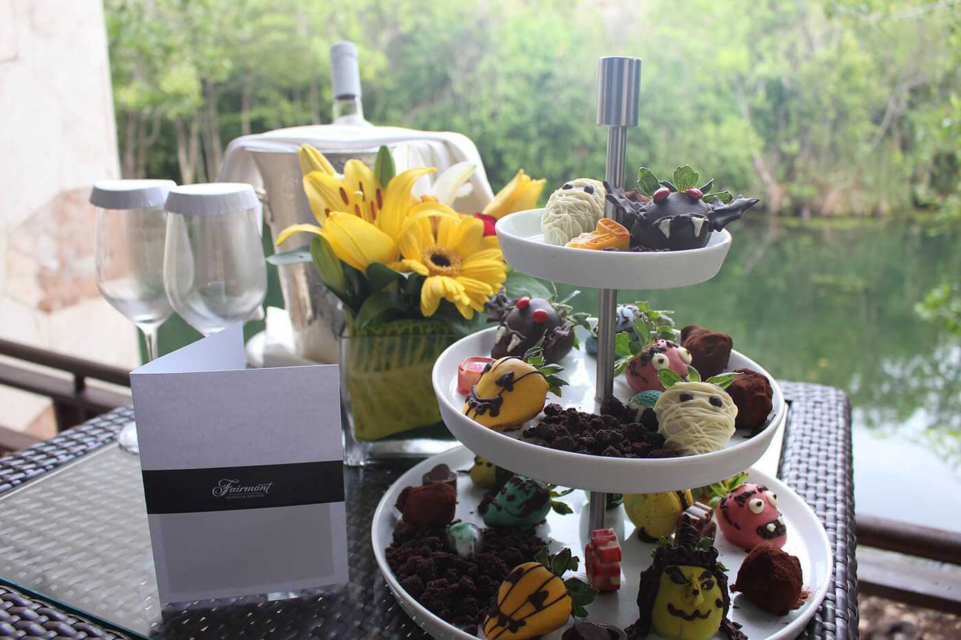 A special thanks to the Fairmont Mayakoba for an incredible stay, it was an experience that I'll remember forever. The Day of the Dead themed chocolate assortment was delightful! I can't wait for my next trip back!